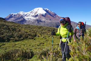 Aufstieg am Carihuayrazo mit Traumblick zum Chimborazo