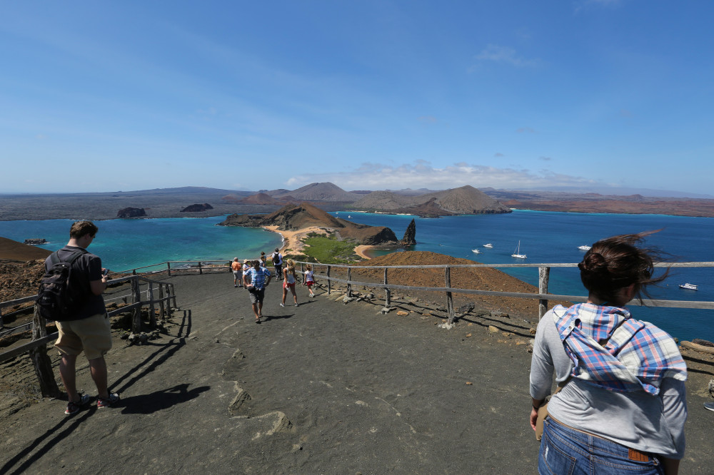 Galapagos Aussichtspunkt mit Blick über die Insel Bartolome